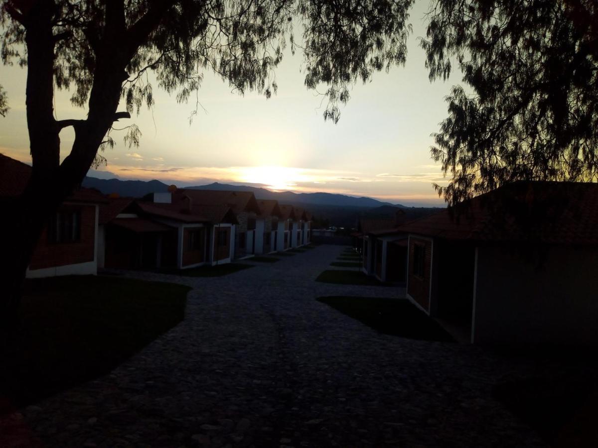 Отель Cabanas Valle Magico Уаска-де-Окампо Экстерьер фото
